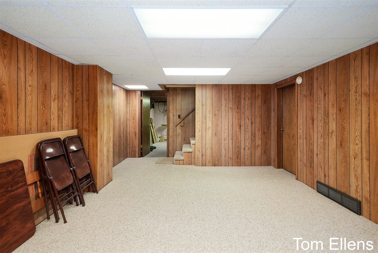 Jenison, MI, 49428-8174