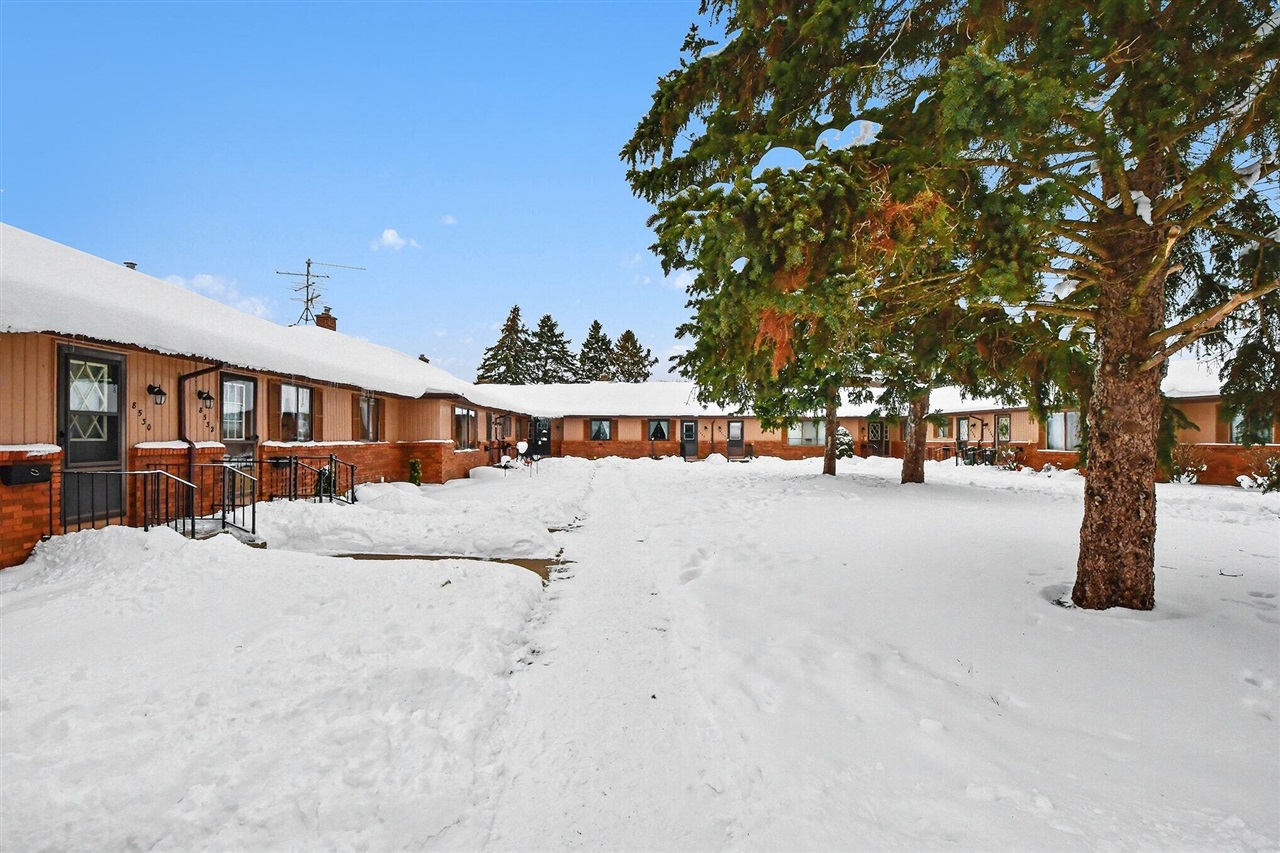 8532 Elkwood Drive, Byron Center, MI, 49315-9723