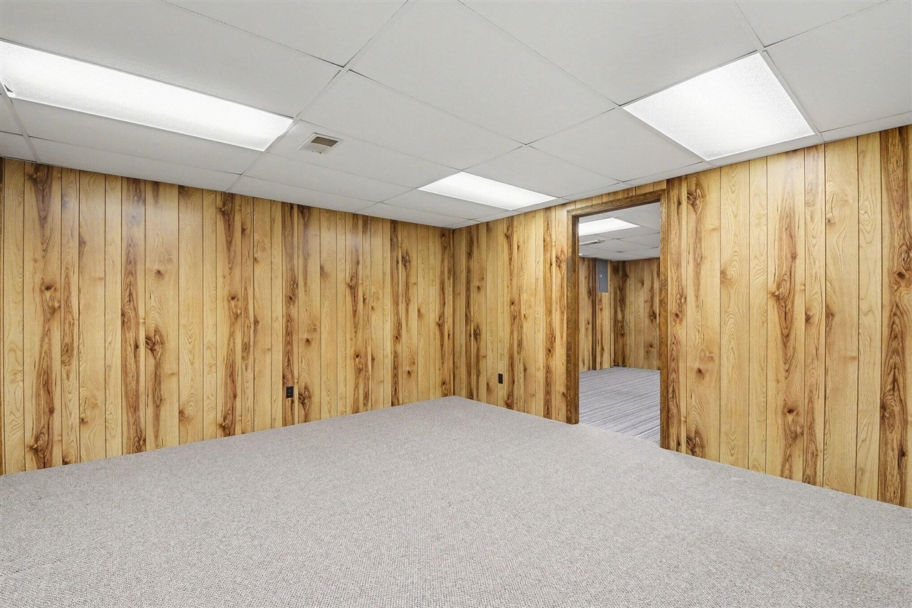 8532 Elkwood Drive, Byron Center, MI, 49315-9723