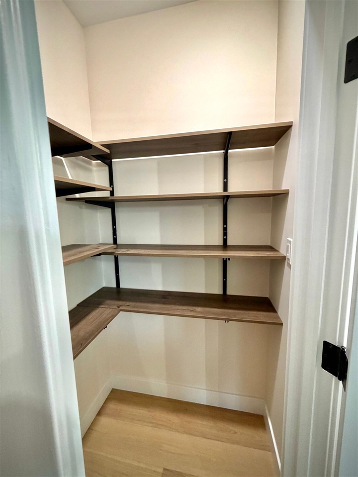 7960 N Westnedge Avenue, Kalamazoo, MI, 49009-6338