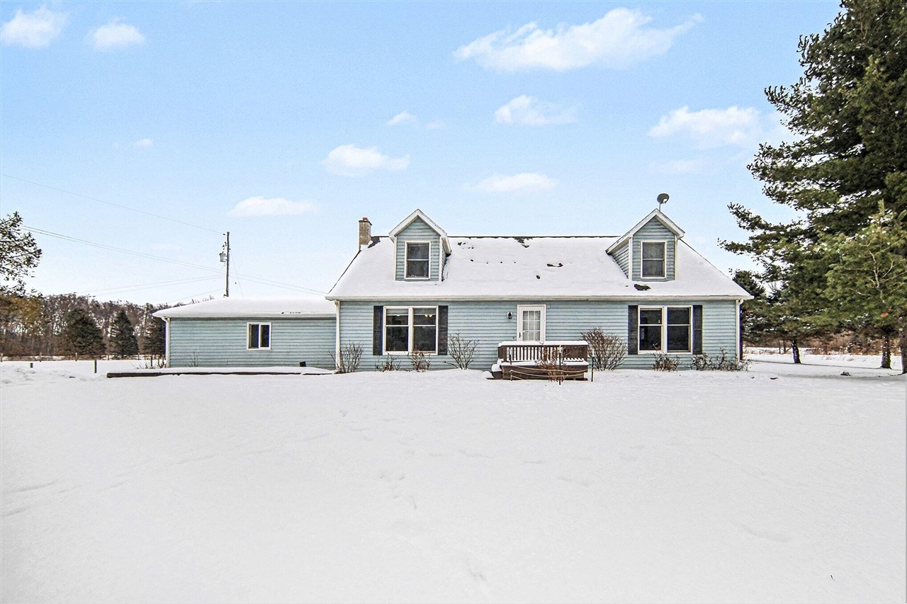 10955 Sooten Road, Manchester, MI, 48158-9693