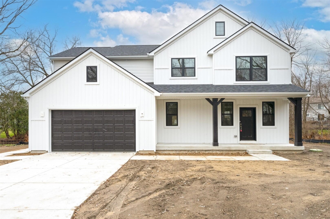 Photo of property for sale at 1924 Percy Lane, Highland MI 48357