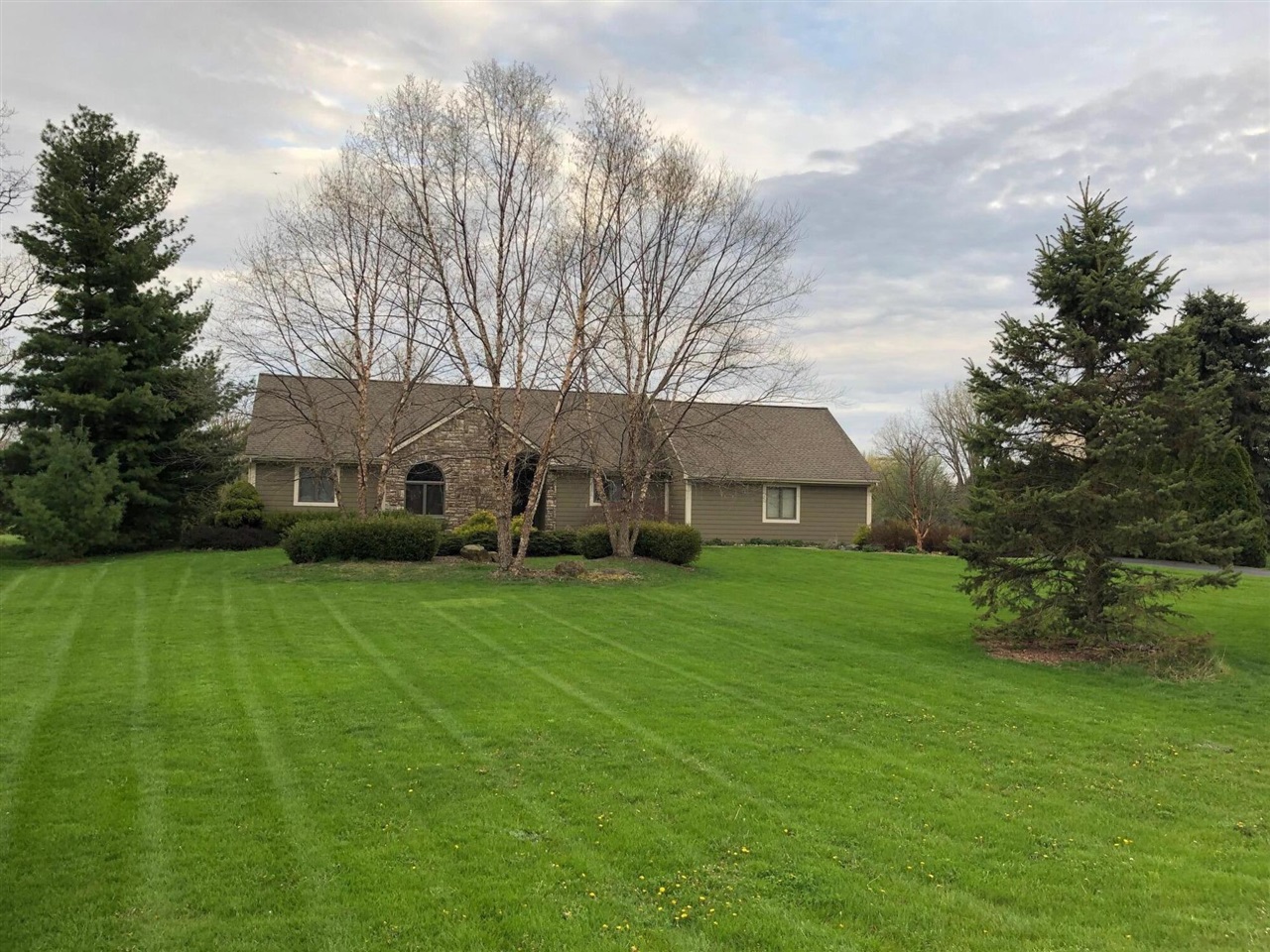 1335 N Silo Ridge Drive, Ann Arbor, MI, 48108-9575
