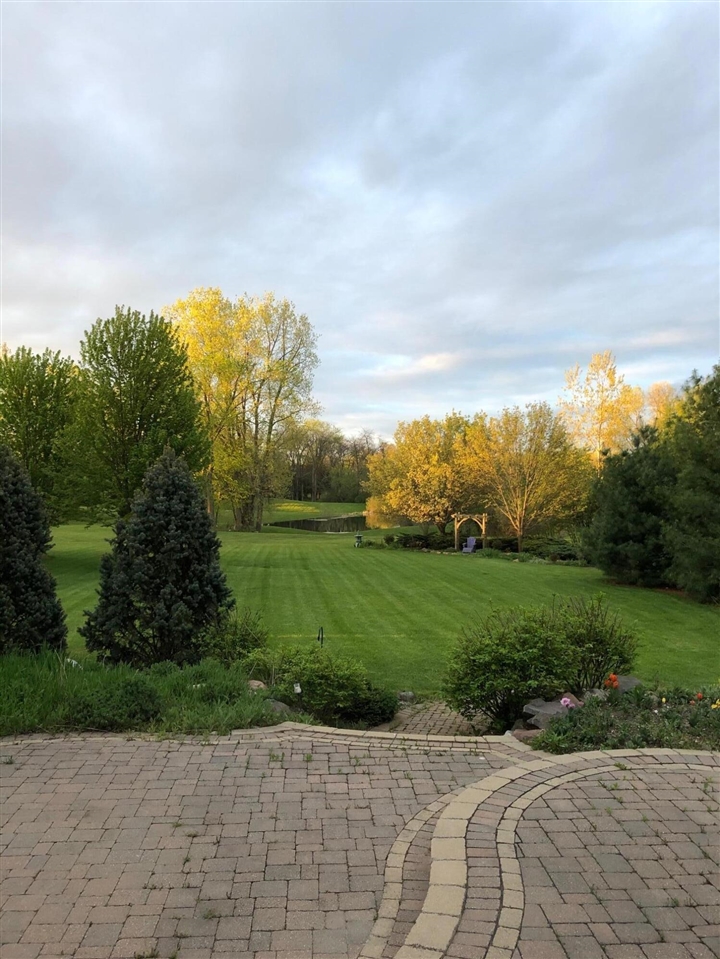 1335 N Silo Ridge Drive, Ann Arbor, MI, 48108-9575