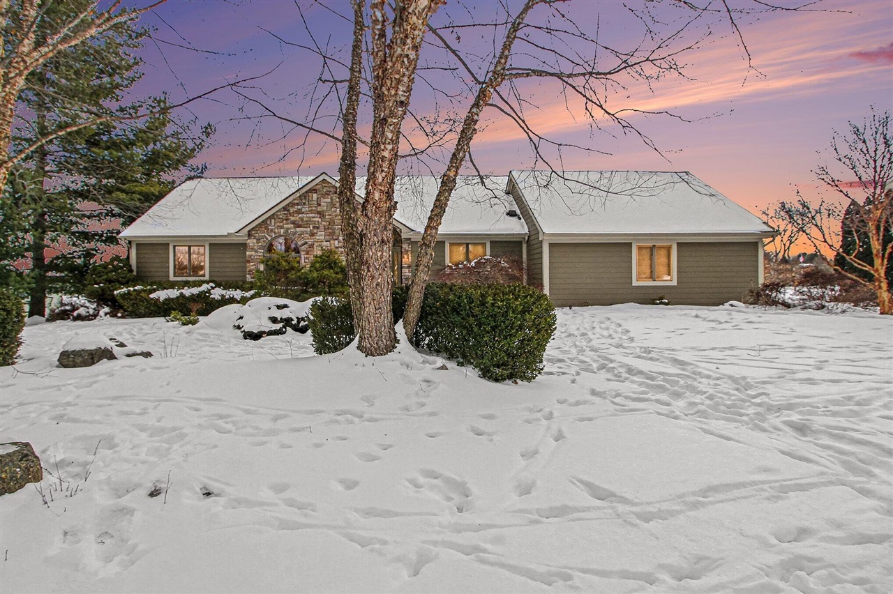 1335 N Silo Ridge Drive, Ann Arbor, MI, 48108-9575