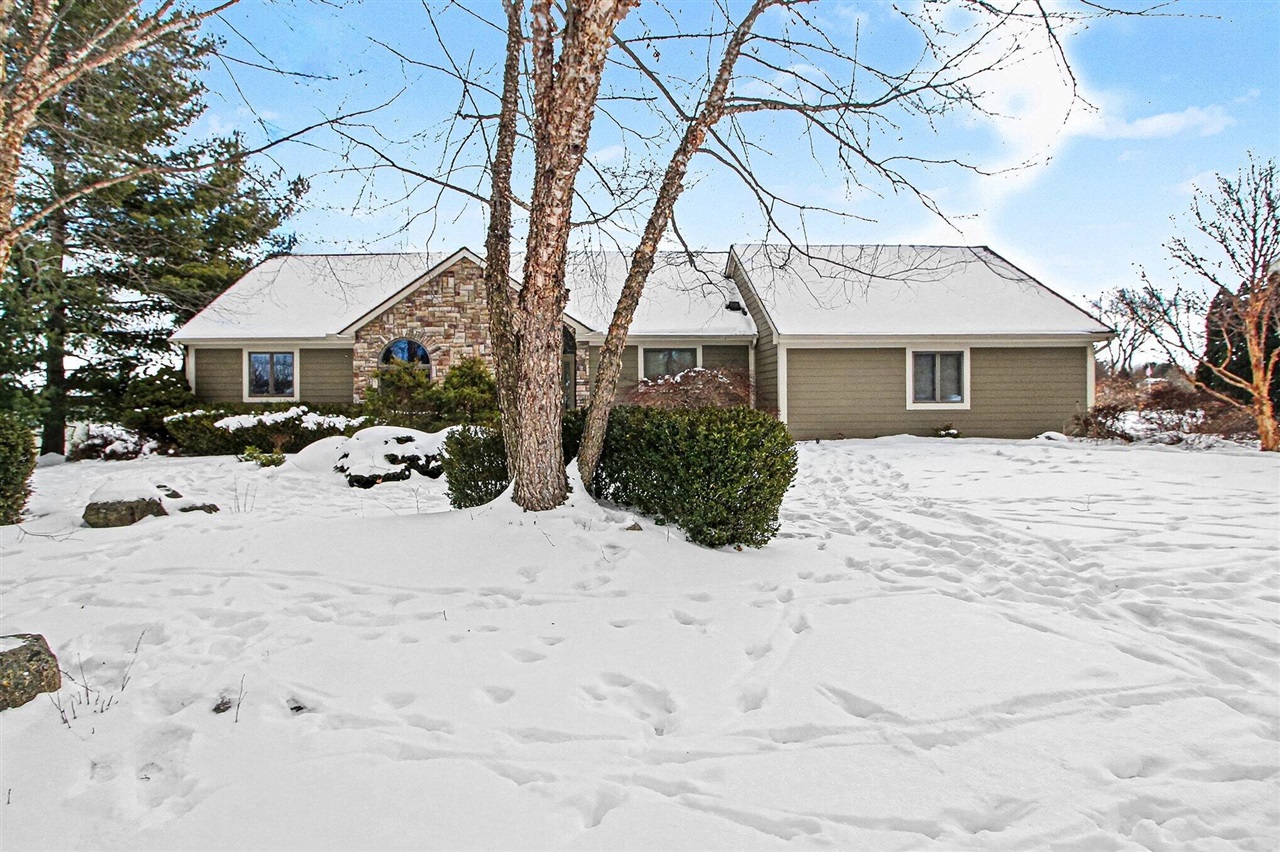 1335 N Silo Ridge Drive, Ann Arbor, MI, 48108-9575