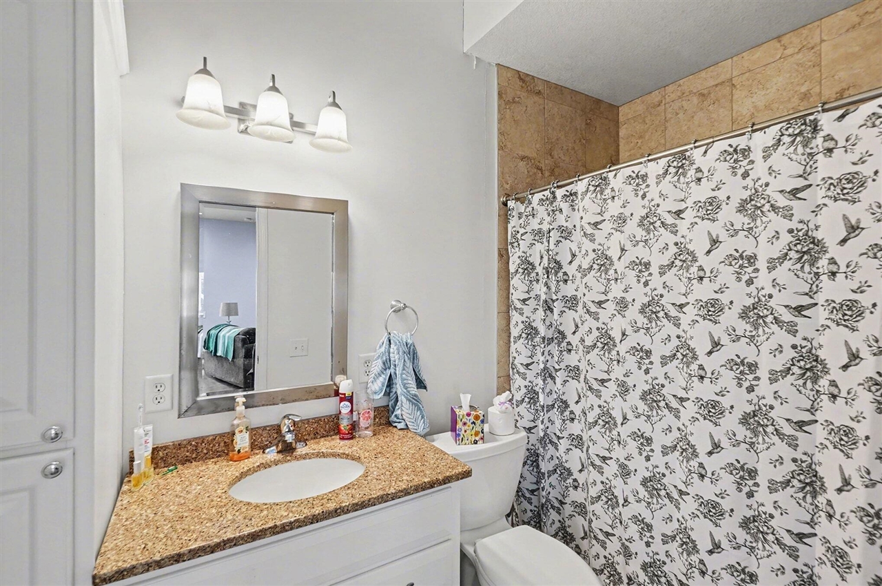 6878 N Croswell Avenue, Bitely, MI, 49309-9797