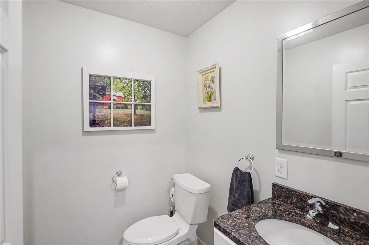 6878 N Croswell Avenue, Bitely, MI, 49309-9797