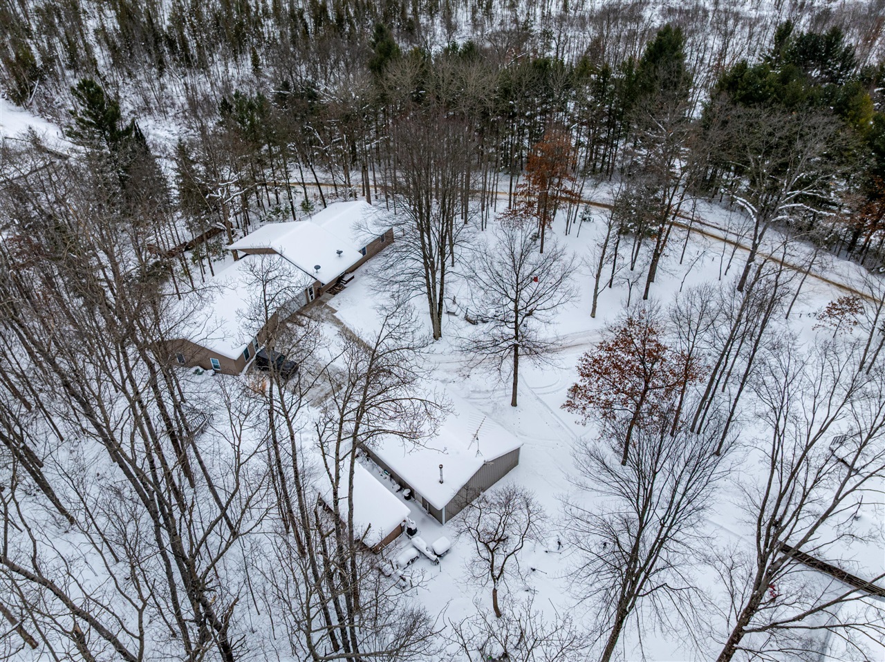 6878 N Croswell Avenue, Bitely, MI, 49309-9797