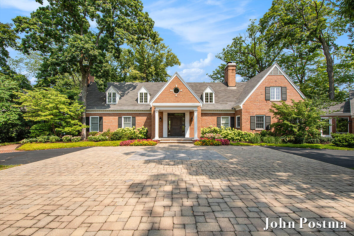 Homes for sale in East Grand Rapids, MI | 2929 Bonnell Ave, East Grand Rapids, MI 49506 | MLS# 70513888