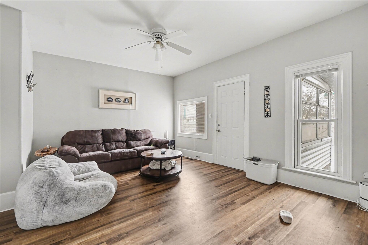 118 N Hudson Street, Lowell, MI, 49331-1339