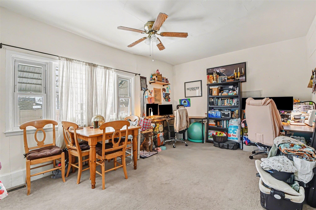 118 N Hudson Street, Lowell, MI, 49331-1339
