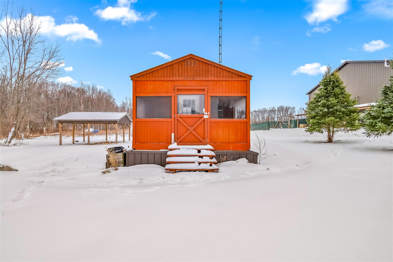 9055 Kellogg Drive, Reading, MI, 49274-9204