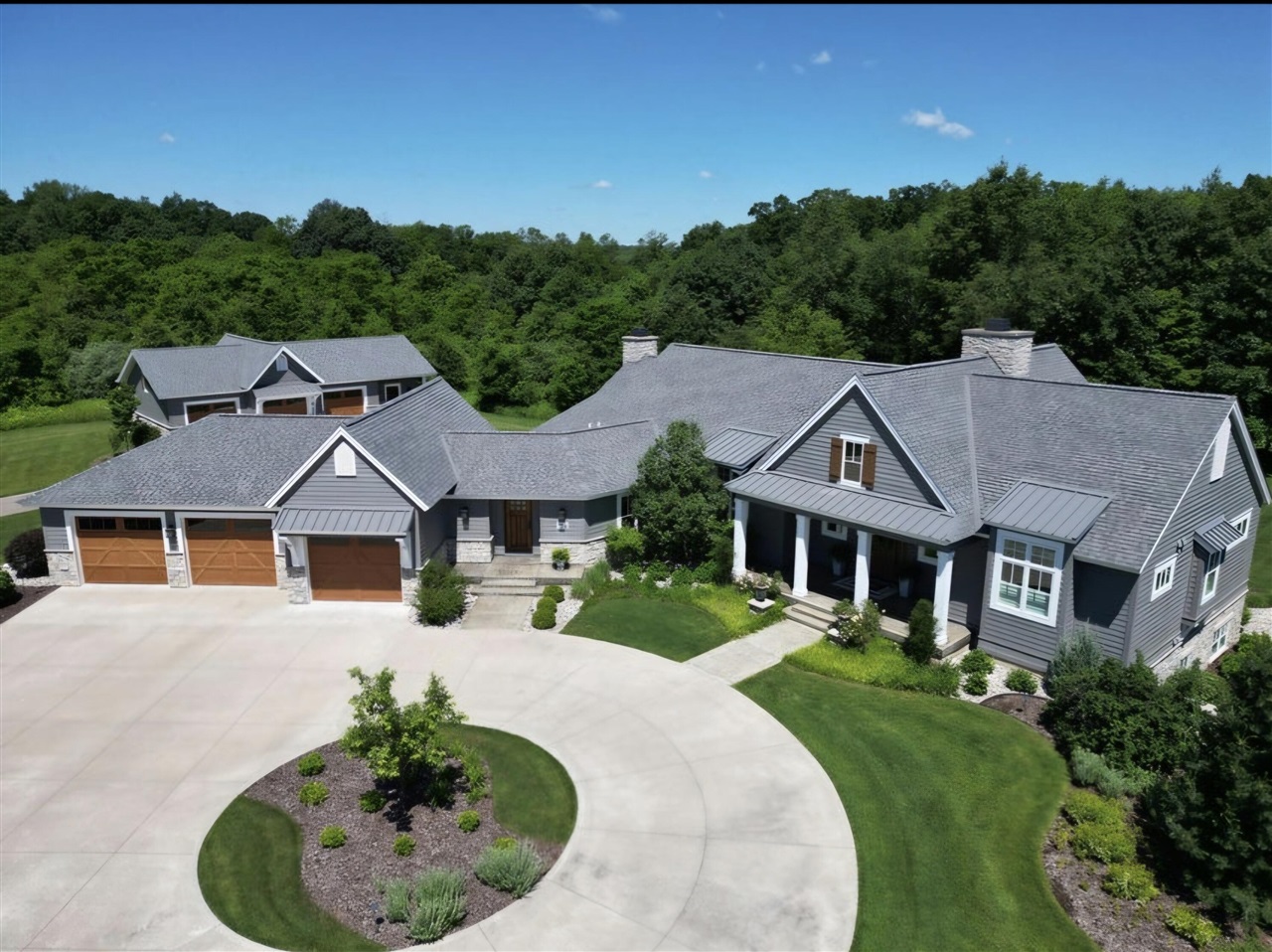 170 Stonegate Court photo 4