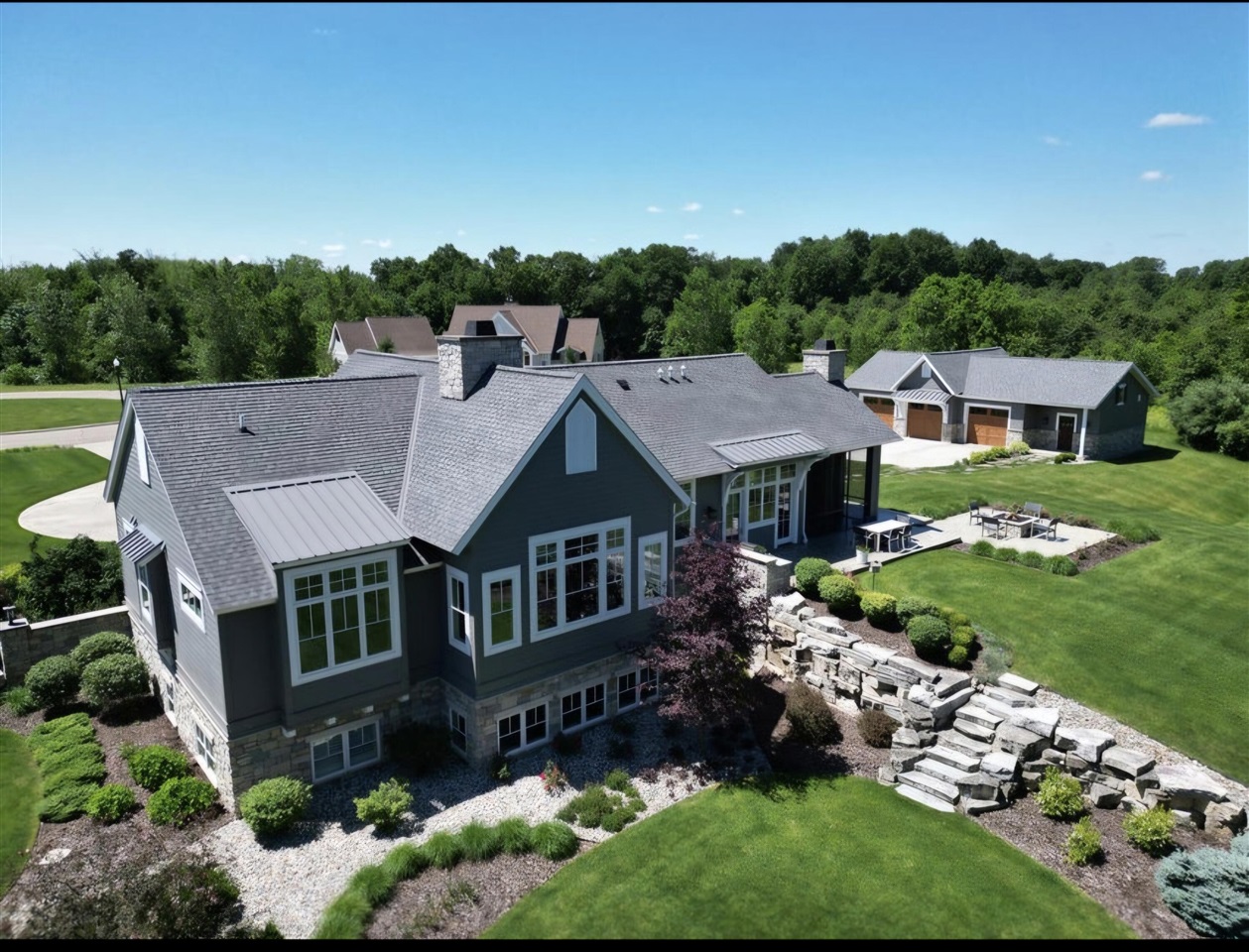 170 Stonegate Court photo 9