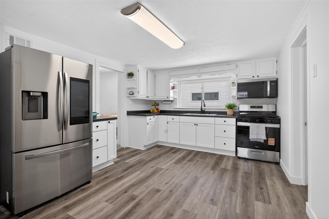 304 Marshall Street, Brooklyn, MI, 49230-8336