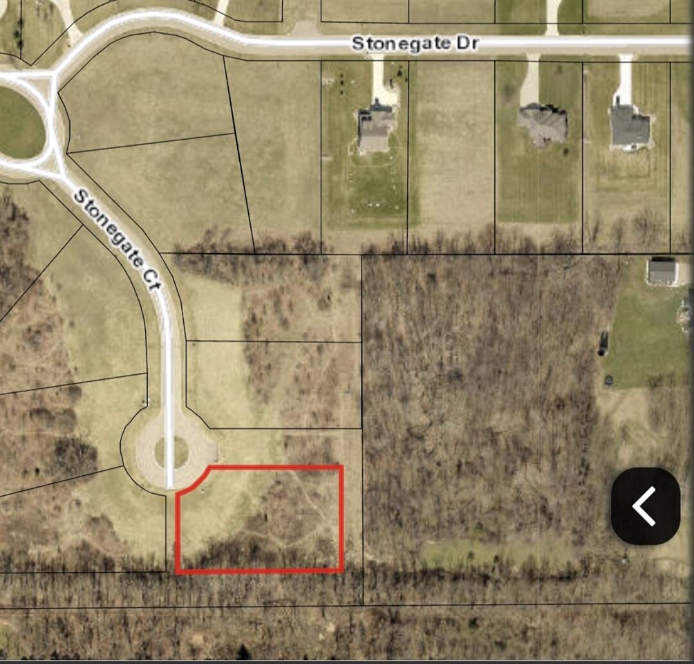 176 Stonegate Court photo 3