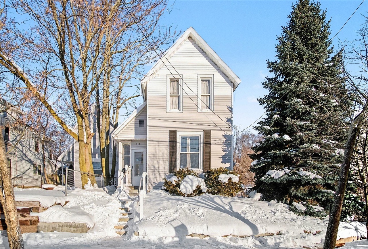 916 Lafayette Avenue, Grand Rapids, MI, 49503-1633