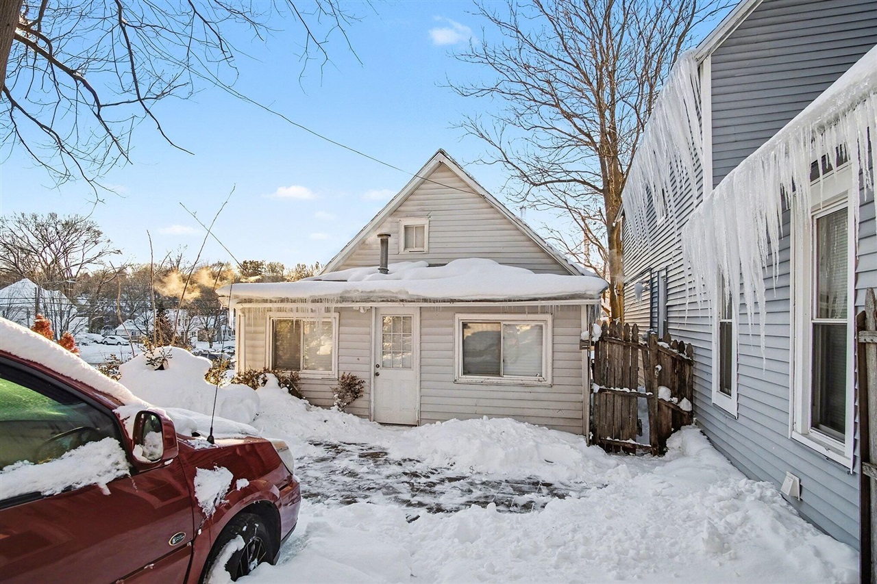 916 Lafayette Avenue, Grand Rapids, MI, 49503-1633