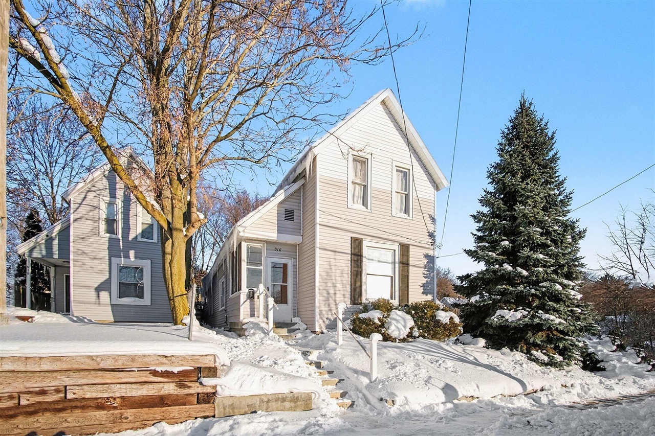 916 Lafayette Avenue, Grand Rapids, MI, 49503-1633