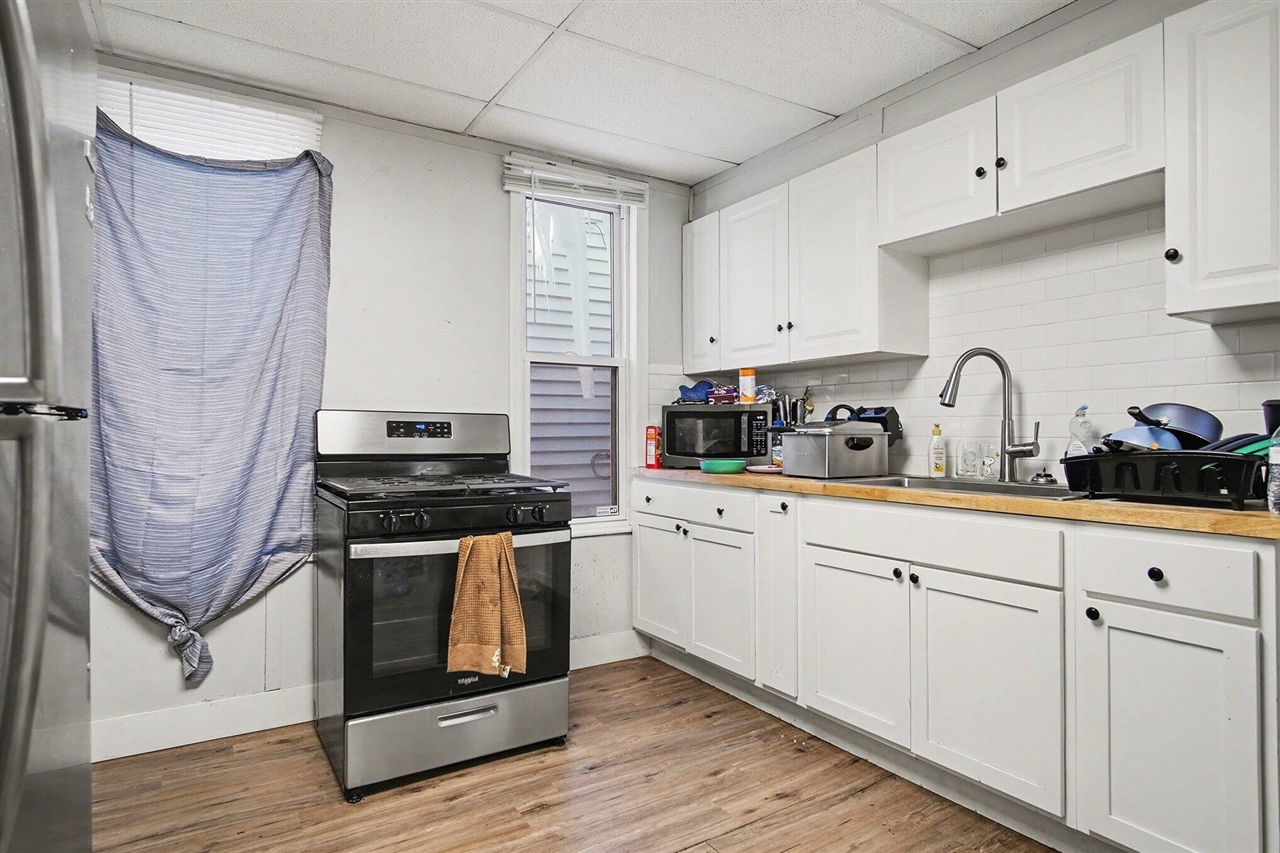 916 Lafayette Avenue, Grand Rapids, MI, 49503-1633