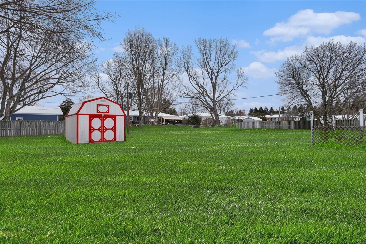 Homes for sale in Stevensville, MI | 6033 Clearbrook Dr, Stevensville, MI 49127 | MLS# 70513949