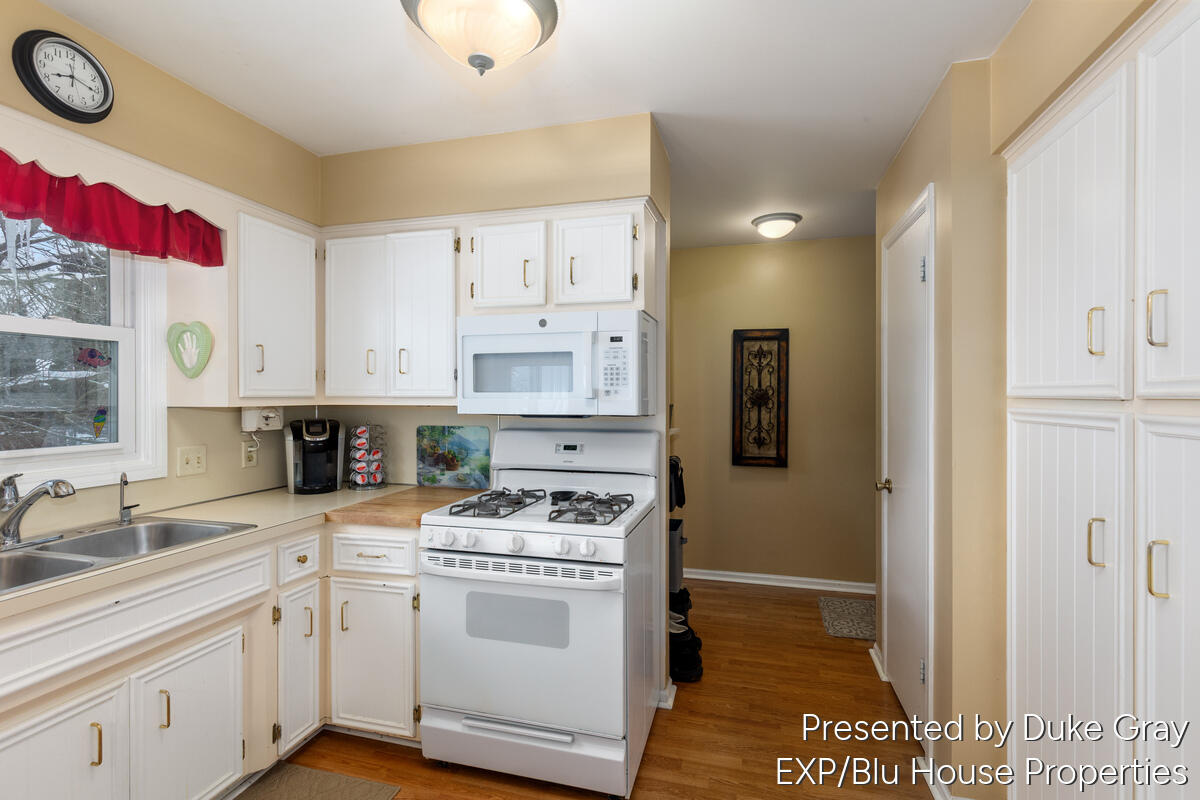 5886 Bramalea Avenue, Grand Rapids, MI, 49508-6419