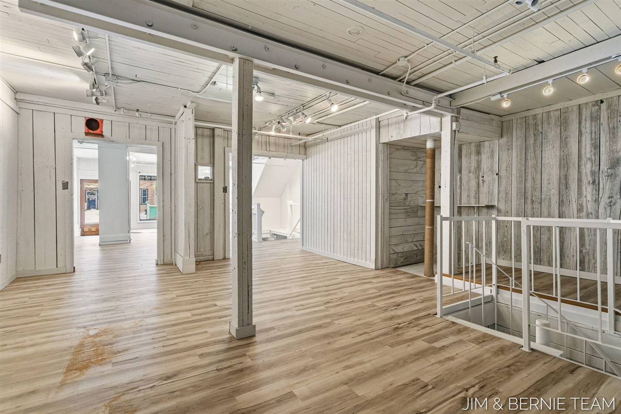 133 Mason Street, Saugatuck, MI, 49453