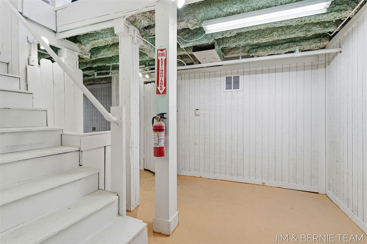 133 Mason Street, Saugatuck, MI, 49453