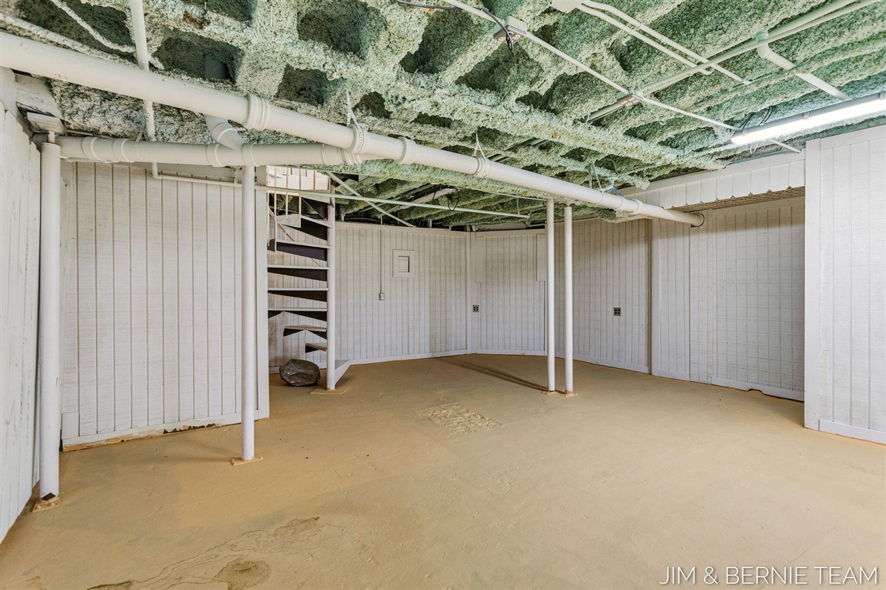 133 Mason Street, Saugatuck, MI, 49453