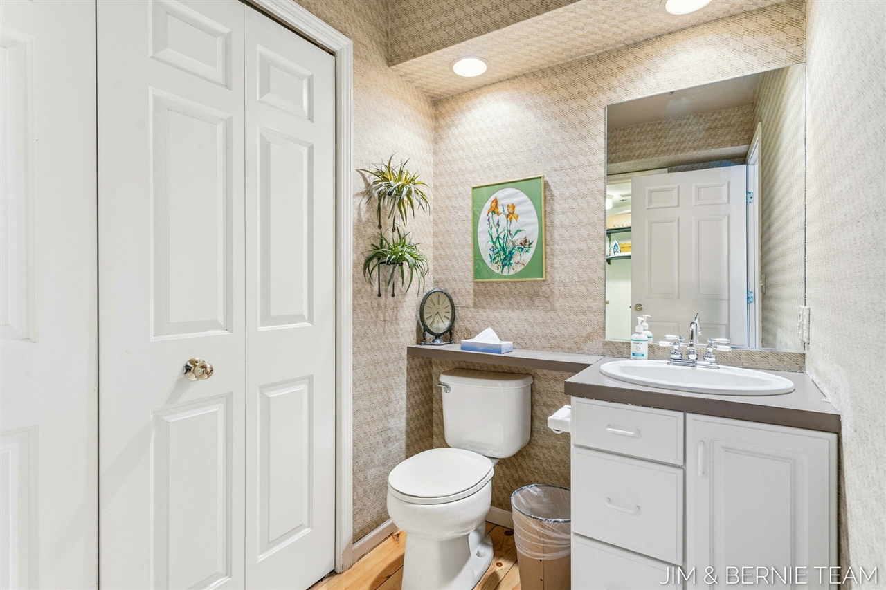 133 Mason Street, Saugatuck, MI, 49453