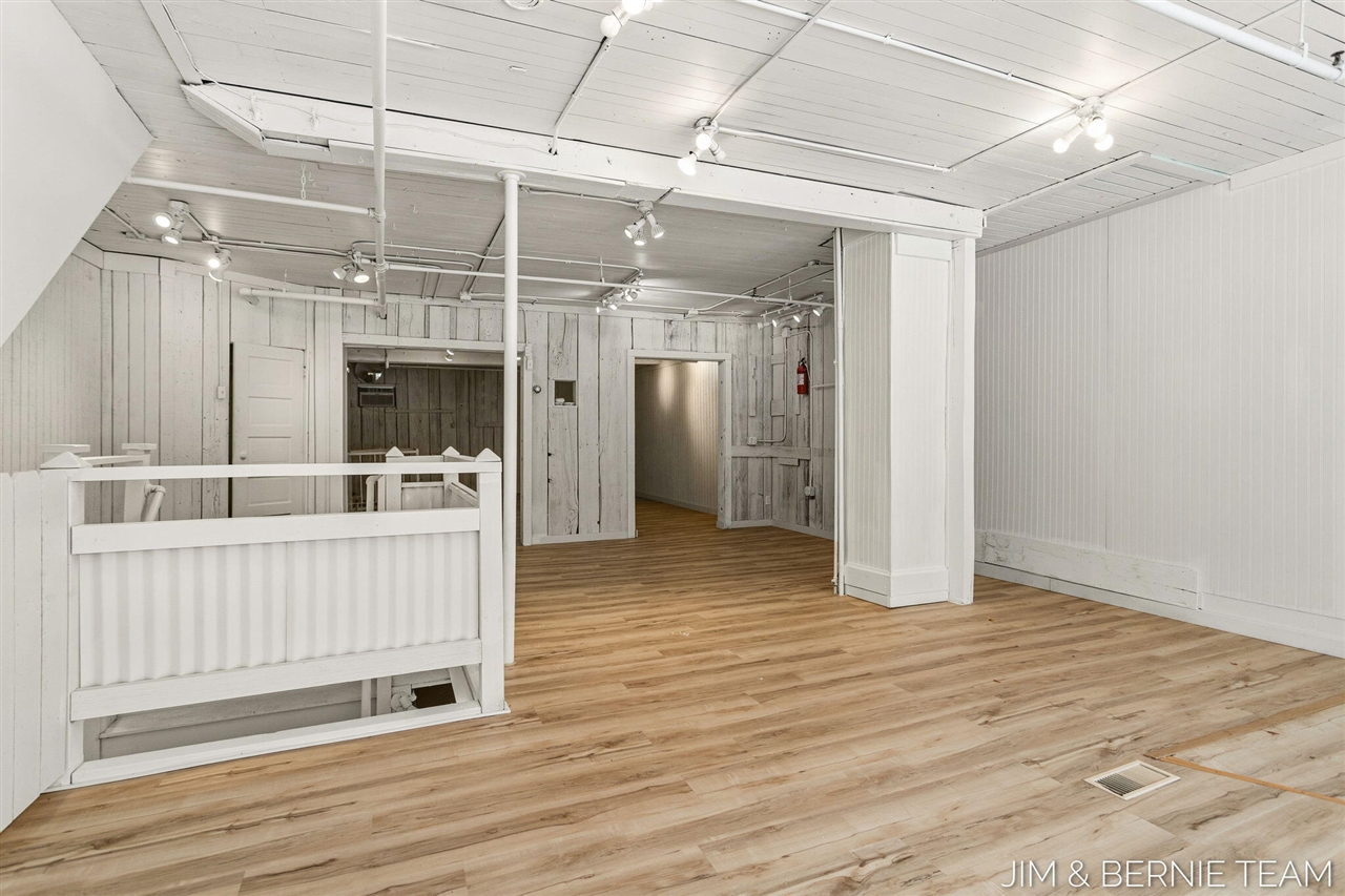 133 Mason Street, Saugatuck, MI, 49453