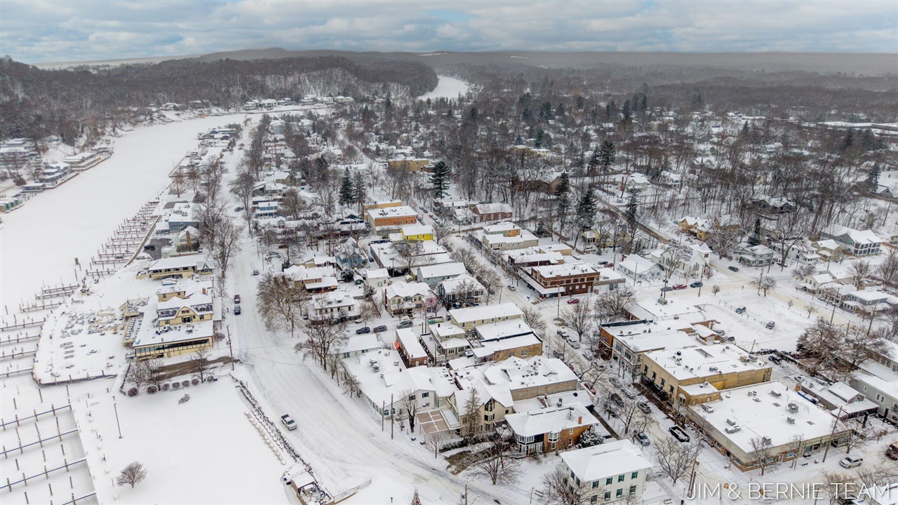 133 Mason Street, Saugatuck, MI, 49453