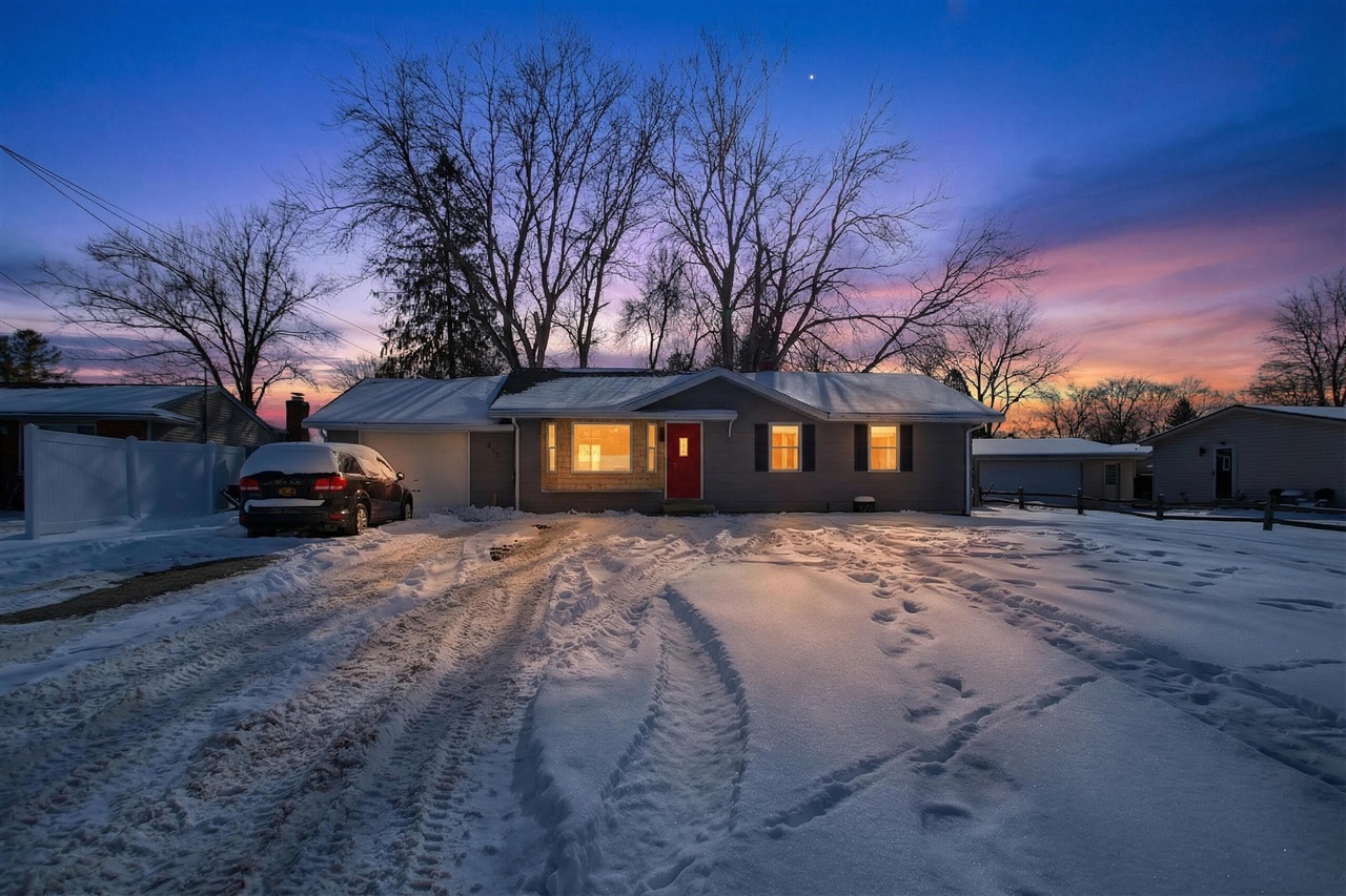 615 Sioux Street, Jackson, MI, 49203-5365