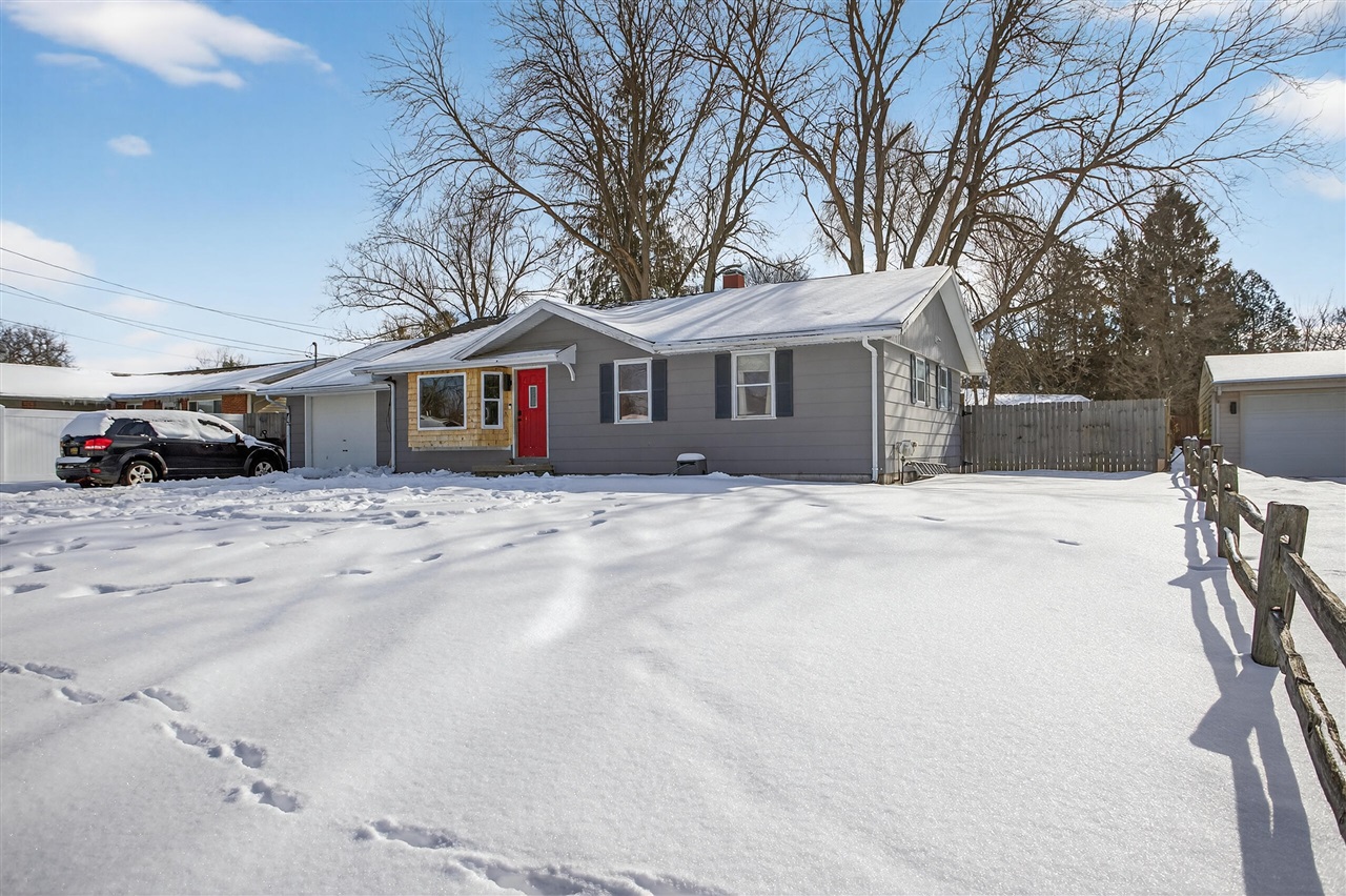 615 Sioux Street, Jackson, MI, 49203-5365