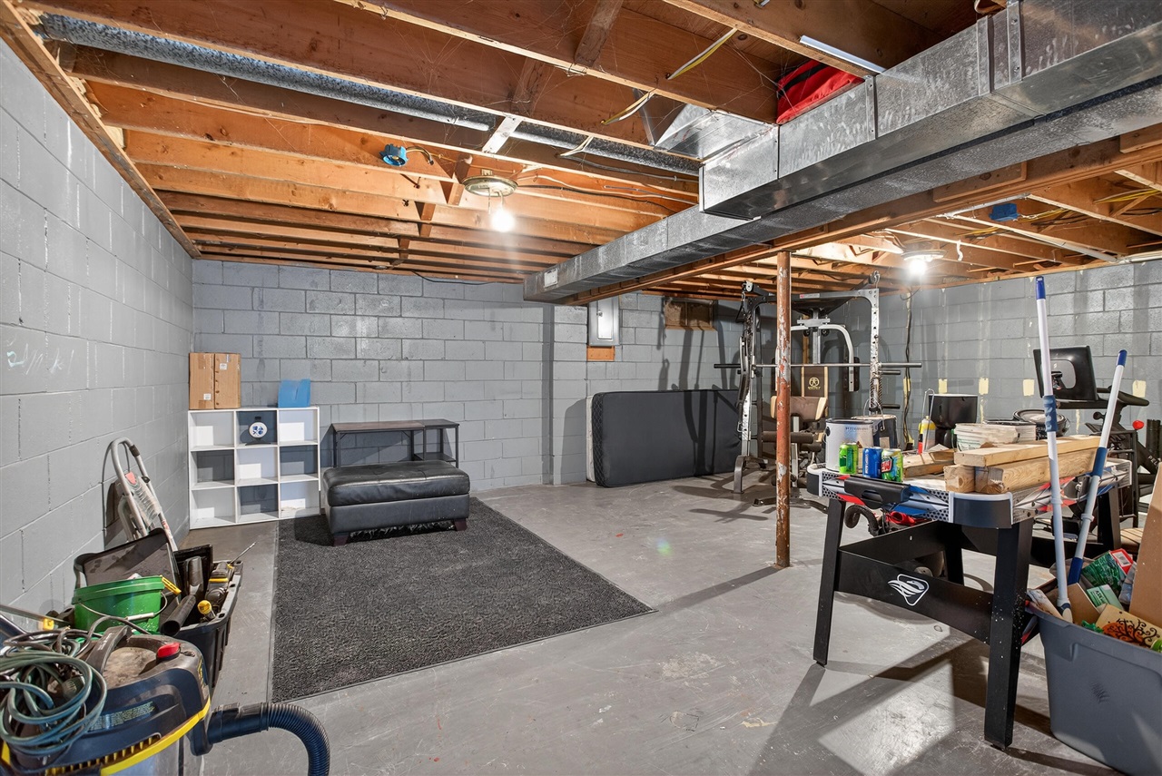 615 Sioux Street, Jackson, MI, 49203-5365