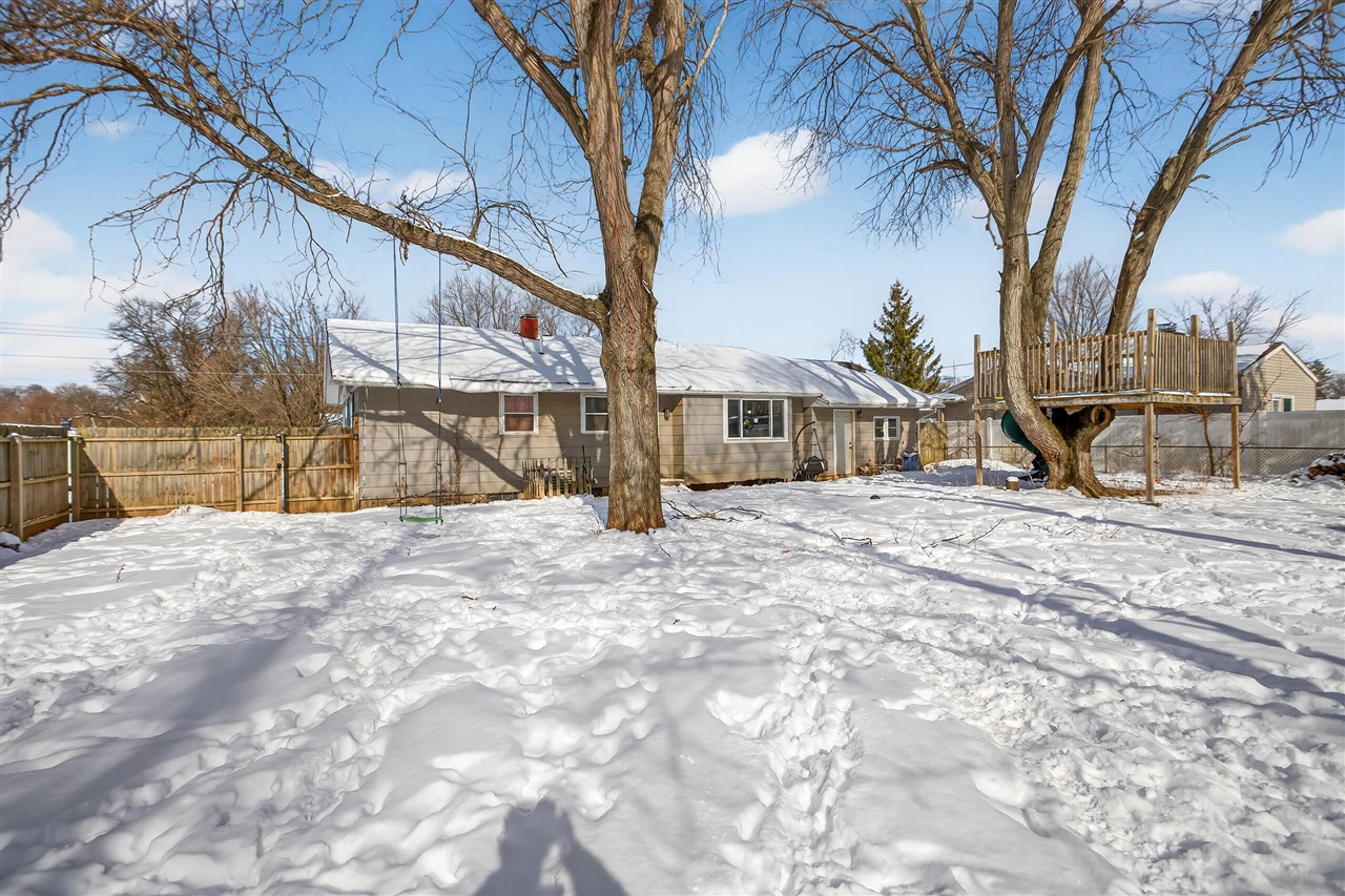 615 Sioux Street, Jackson, MI, 49203-5365