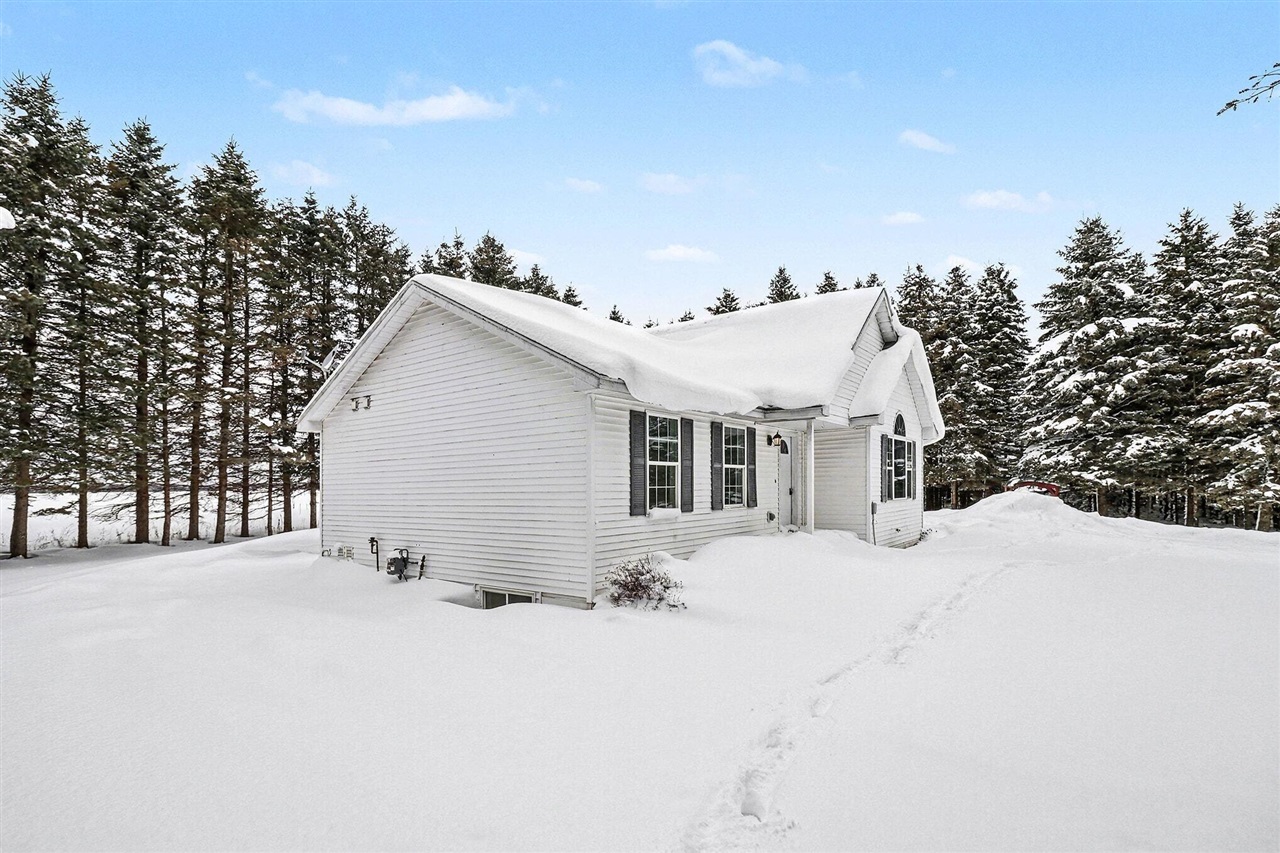 Homes for sale in Buckley, MI | 125 Ringneck Ln, Buckley, MI 49620 | MLS# 70513998