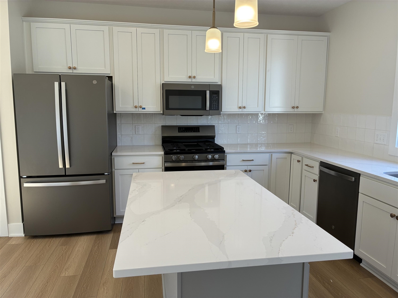 Homes for sale in Spring Lake, MI | 6114 Stahl Dr #16, Spring Lake, MI 49456 | MLS# 70514028