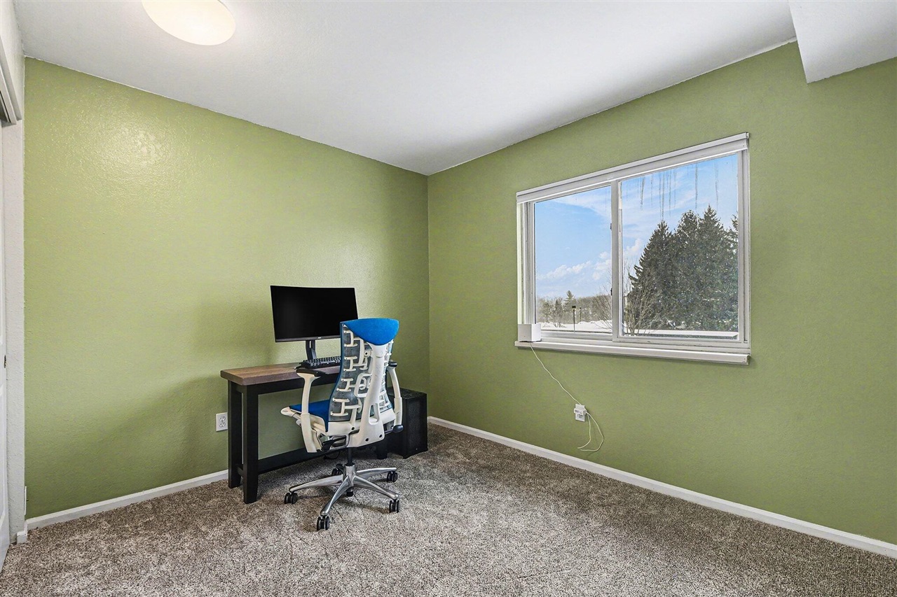  UNIT F, Grand Rapids, MI, 49525-6827