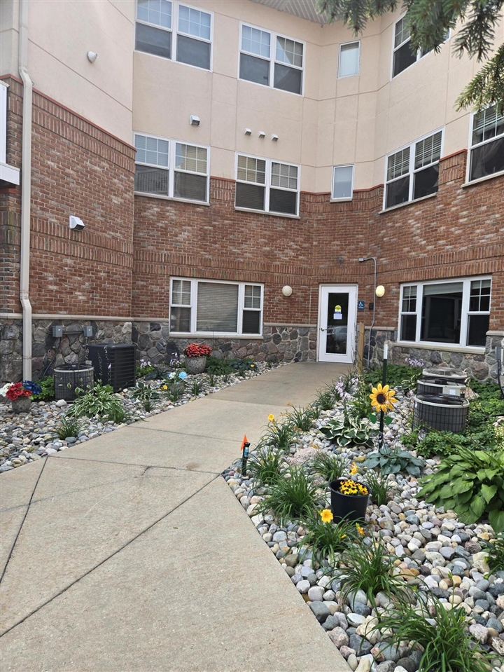 301 N Lake Street UNIT&nbsp;104, Cadillac, MI, 49601