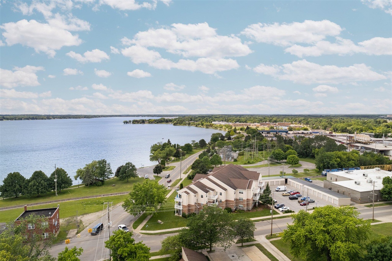 301 N Lake Street UNIT&nbsp;104, Cadillac, MI, 49601