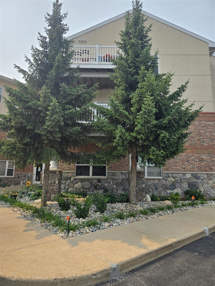 301 N Lake Street UNIT&nbsp;104, Cadillac, MI, 49601