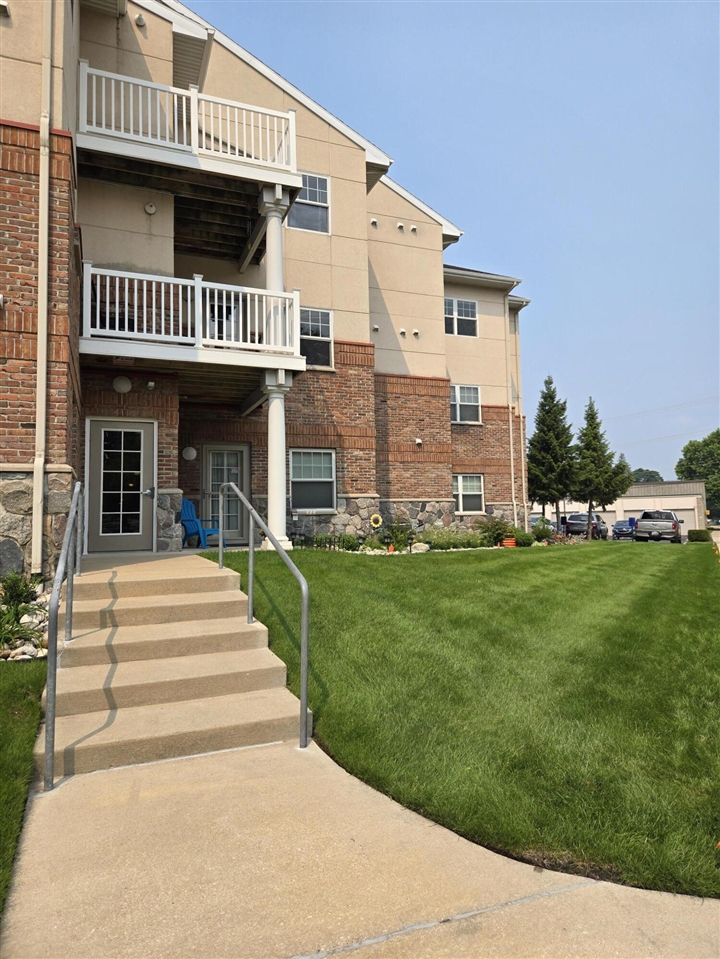 301 N Lake Street UNIT&nbsp;104, Cadillac, MI, 49601