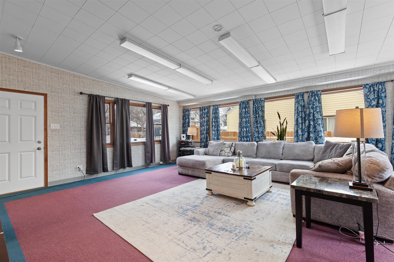 1001 W Michigan Avenue, Jackson, MI, 49202