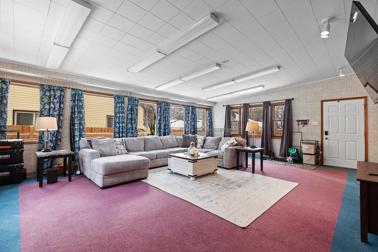 1001 W Michigan Avenue, Jackson, MI, 49202