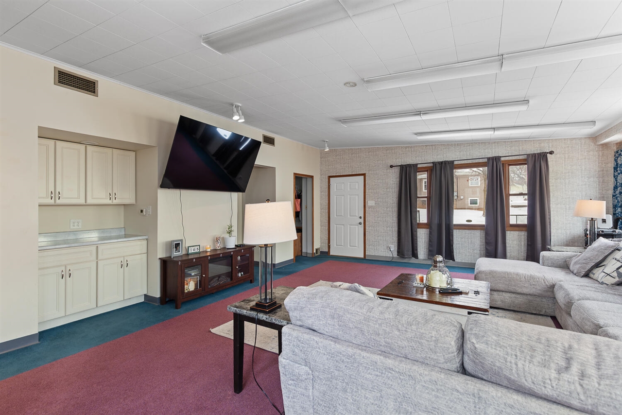 1001 W Michigan Avenue, Jackson, MI, 49202