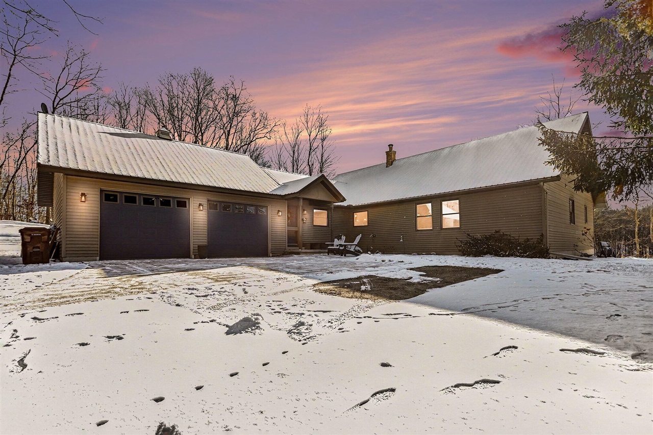 Homes for sale in Nashville, MI | 6130 Greggs Crossing Rd, Nashville, MI 49073 | MLS# 70514152