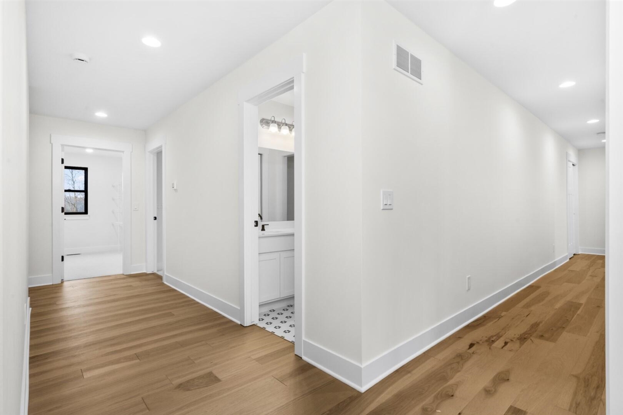 43492 Cottisford Street photo 16