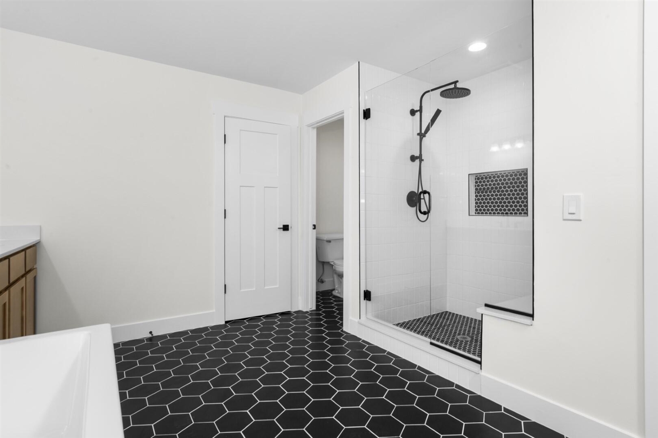 43492 Cottisford Street photo 24